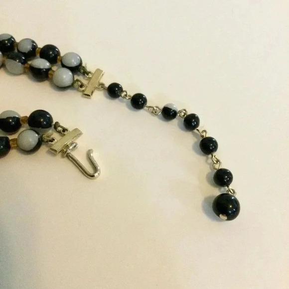 Vintage Womens Black Ivory Two Tone Double Strand with Extension Beaded Necklace - Picture 5 of 9